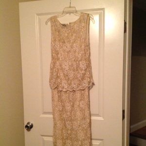 IVORY MOTHER OF THE BRIDE DRESS - SIZE 14